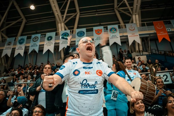 Unveiling how different sport bike tires influence handling in the uk"s wet weather